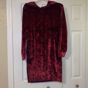 NEVER WORN Red Long-Sleeve Velvet Dress With Hood Size Large from Local Boutique